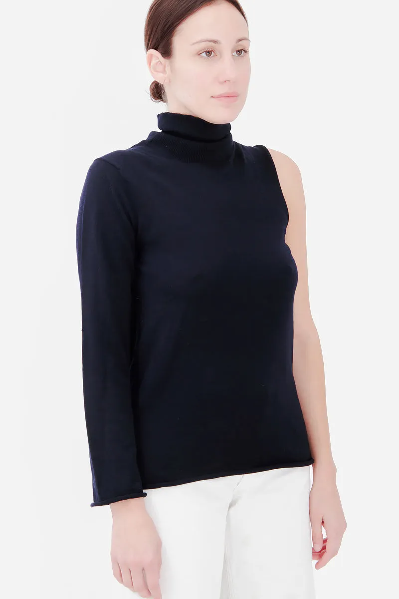 ASYMMETRIC KNIT TOP