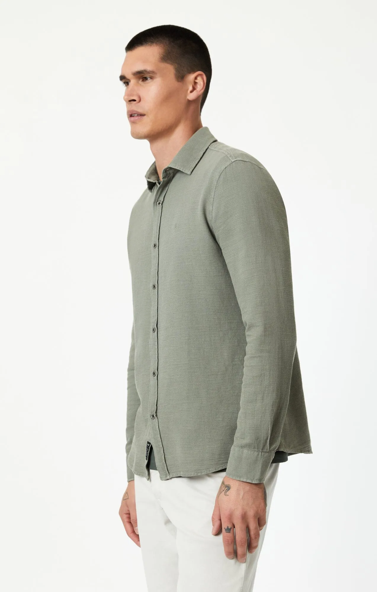 BUTTON-UP LONG SLEEVE SHIRT IN SHADOW